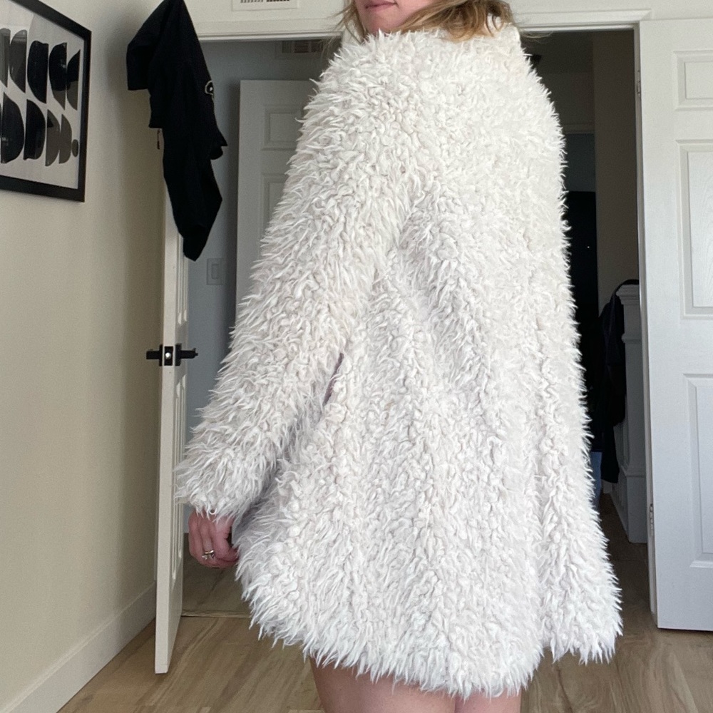 Free people Faux Fur Coat - Picture 7 of 7